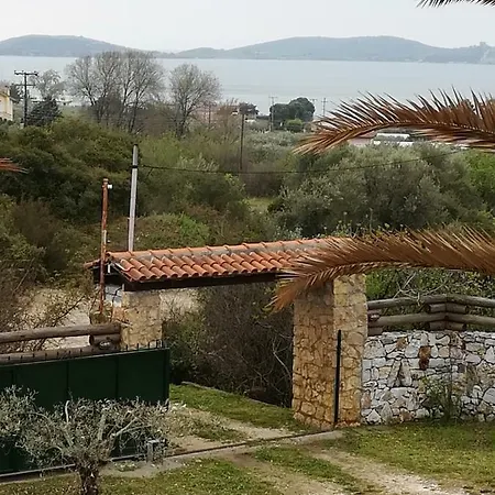 And Blue Villa Néa Péramos